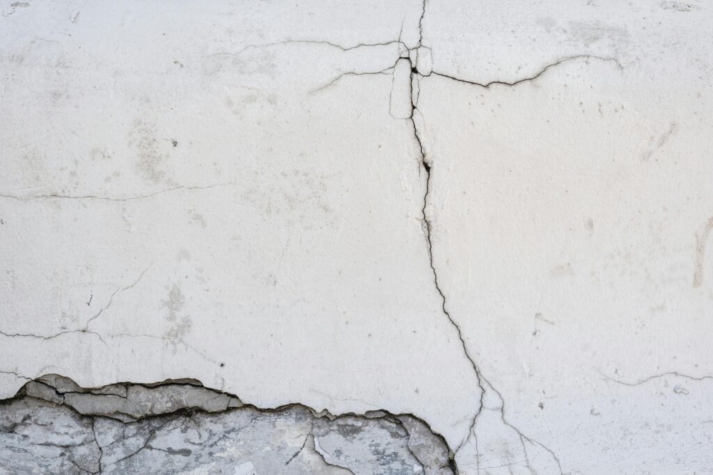 Crack Management: How to Handle Cracks in Your Home’s Foundation