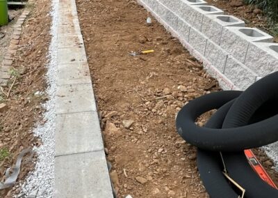 retaining wall installation